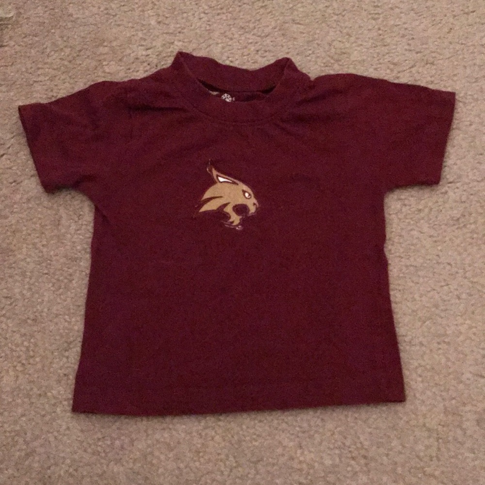 Texas State University Bobcats maroon shirt